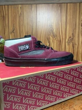 Vans Half Cab Mid Burgundy and Black Skate Shoe